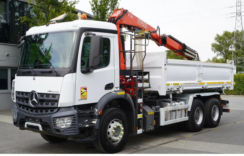 Mercedes-Benz Arocs 2636 - 3 way tipper + crane 6x4 - Istovarivač, Kamion sa dizalicom: slika 1 Mercedes-Benz Arocs 2636 - 3 way tipper + crane 6x4 - Istovarivač, Kamion sa dizalicom: slika 1