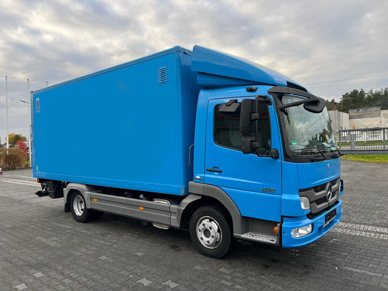 Mercedes-Benz Atego 818 BOX CONTAINER + LIFT 1.HAND (DE) - Kamion sa zatvorenim sandukom: slika 5 Mercedes-Benz Atego 818 BOX CONTAINER + LIFT 1.HAND (DE) - Kamion sa zatvorenim sandukom: slika 5