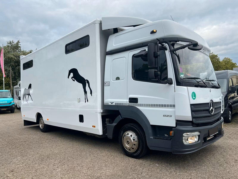 Mercedes-Benz Atego 823 - Horse transporter - Kamion za prevoz konja: slika 2 Mercedes-Benz Atego 823 - Horse transporter - Kamion za prevoz konja: slika 2