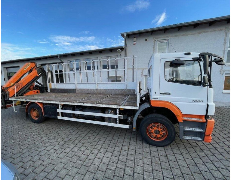 Mercedes-Benz Axor 1833 - Kamion sa tovarnim sandukom, Kamion sa dizalicom: slika 3 Mercedes-Benz Axor 1833 - Kamion sa tovarnim sandukom, Kamion sa dizalicom: slika 3