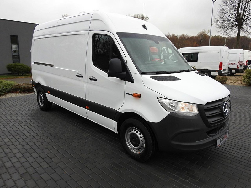 Mercedes-Benz ESPRINTER NOWY ELEKTRYCZNY FURGON AUTOMAT GWARANCJA 95KM [ 607 - Dostavno vozilo sa zatvorenim sandukom, Električno dostavno vozilo: slika 4 Mercedes-Benz ESPRINTER NOWY ELEKTRYCZNY FURGON AUTOMAT GWARANCJA 95KM [ 607 - Dostavno vozilo sa zatvorenim sandukom, Električno dostavno vozilo: slika 4