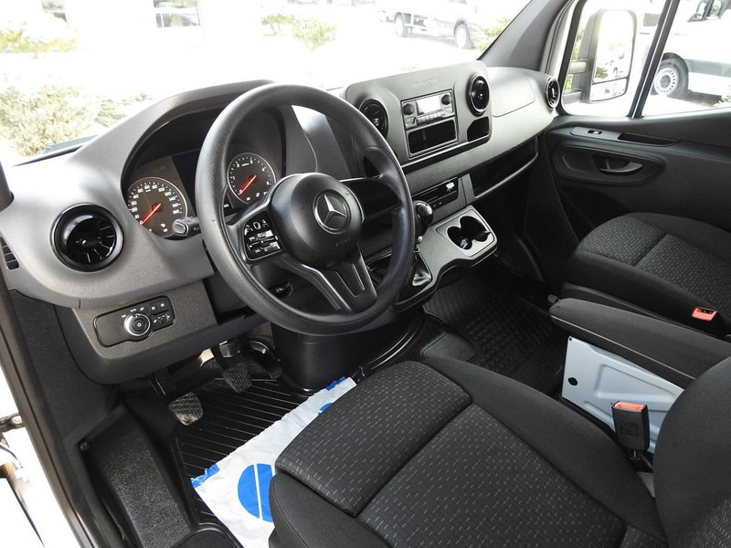 Mercedes-Benz SPRINTER 316 PLANDEKA 8 PALET WEBASTO TEMPOMAT KLIMATYZACJA 160 - Dostavno vozilo sa ceradom: slika 2 Mercedes-Benz SPRINTER 316 PLANDEKA 8 PALET WEBASTO TEMPOMAT KLIMATYZACJA 160 - Dostavno vozilo sa ceradom: slika 2