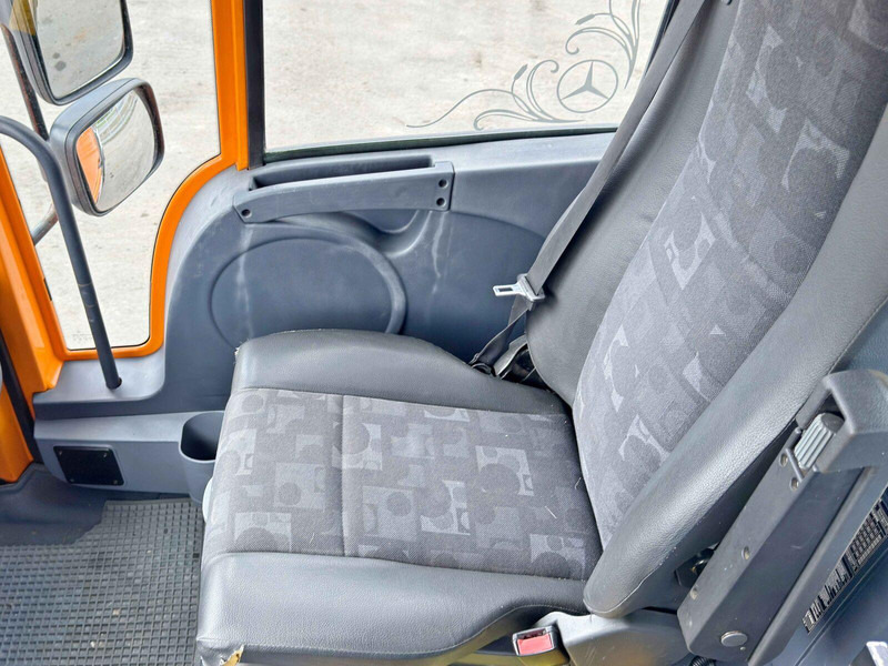 Istovarivač Mercedes-Benz UNIMOG 400 * KIPPER 2,40 * 4x4 * TOPZUSTAND: slika 8 Istovarivač Mercedes-Benz UNIMOG 400 * KIPPER 2,40 * 4x4 * TOPZUSTAND: slika 8