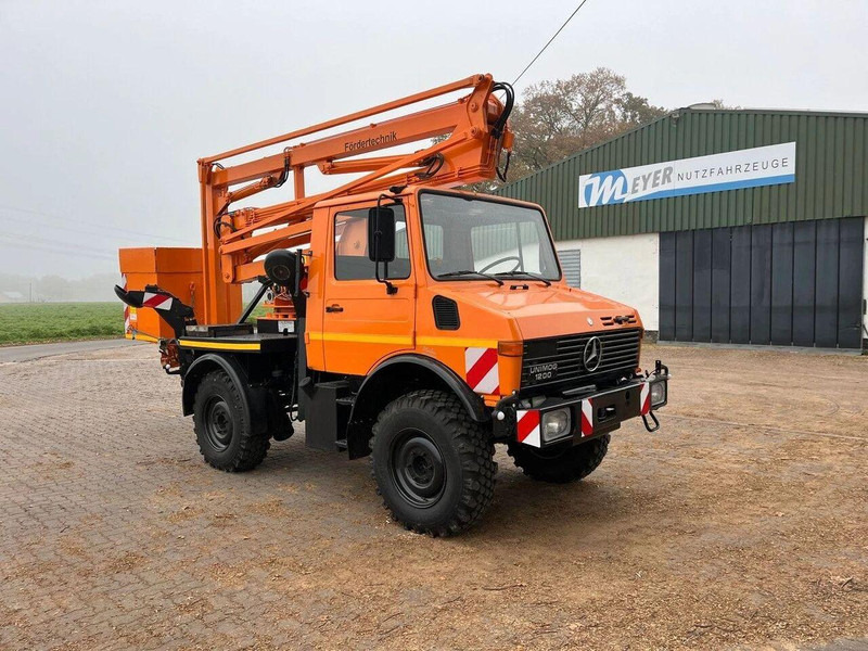 Mercedes-Benz Unimog 1200 4x4 - Lifting basket - Vazdušna platforma montirana na kamion, Kamion sa dizalicom: slika 2 Mercedes-Benz Unimog 1200 4x4 - Lifting basket - Vazdušna platforma montirana na kamion, Kamion sa dizalicom: slika 2