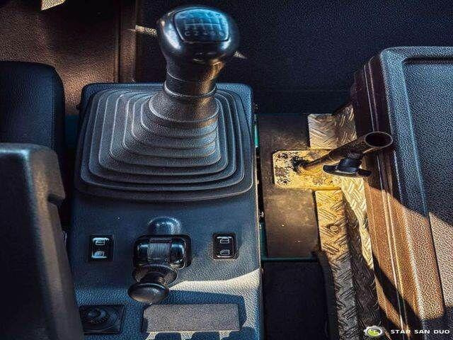 Istovarivač, Kamion sa dizalicom Mercedes-Benz Zetros 1833 4x4 Kipper Camper Chassis: slika 14 Istovarivač, Kamion sa dizalicom Mercedes-Benz Zetros 1833 4x4 Kipper Camper Chassis: slika 14