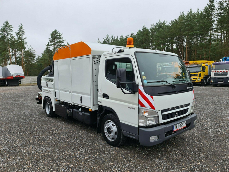 Mitsubishi CANTER Szippantóskocsi - Vakuumska cisterna: slika 1 Mitsubishi CANTER Szippantóskocsi - Vakuumska cisterna: slika 1