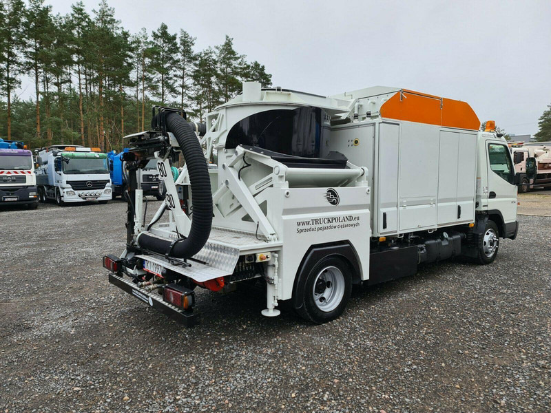 Mitsubishi CANTER Szippantóskocsi - Vakuumska cisterna: slika 5 Mitsubishi CANTER Szippantóskocsi - Vakuumska cisterna: slika 5