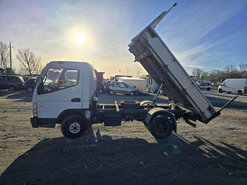 Mitsubishi Canter Fuso 3,0 d - 3 sided Tipper - Dostavno vozilo kiper: slika 5 Mitsubishi Canter Fuso 3,0 d - 3 sided Tipper - Dostavno vozilo kiper: slika 5
