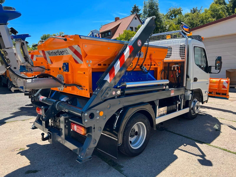 Mitsubishi Fuso Canter 6S15 - Skip loader truck - Kamion za utovaranje kontejnera: slika 3 Mitsubishi Fuso Canter 6S15 - Skip loader truck - Kamion za utovaranje kontejnera: slika 3