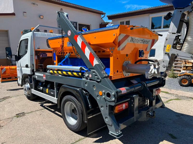 Mitsubishi Fuso Canter 6S15 - Skip loader truck - Kamion za utovaranje kontejnera: slika 4 Mitsubishi Fuso Canter 6S15 - Skip loader truck - Kamion za utovaranje kontejnera: slika 4