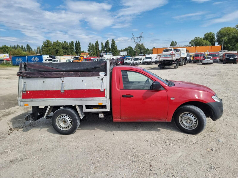 Dostavno vozilo kiper Mitsubishi L200 2,5 d - 3 sided Tipper: slika 8 Dostavno vozilo kiper Mitsubishi L200 2,5 d - 3 sided Tipper: slika 8