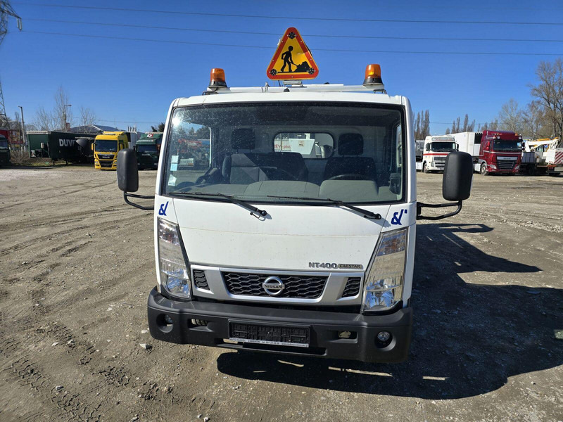 Nissan Cabstar NT 400 Oil & Steel Snake 2010H - 20m - 2 pieces - Vazdušna platforma montirana na kamion: slika 3 Nissan Cabstar NT 400 Oil & Steel Snake 2010H - 20m - 2 pieces - Vazdušna platforma montirana na kamion: slika 3