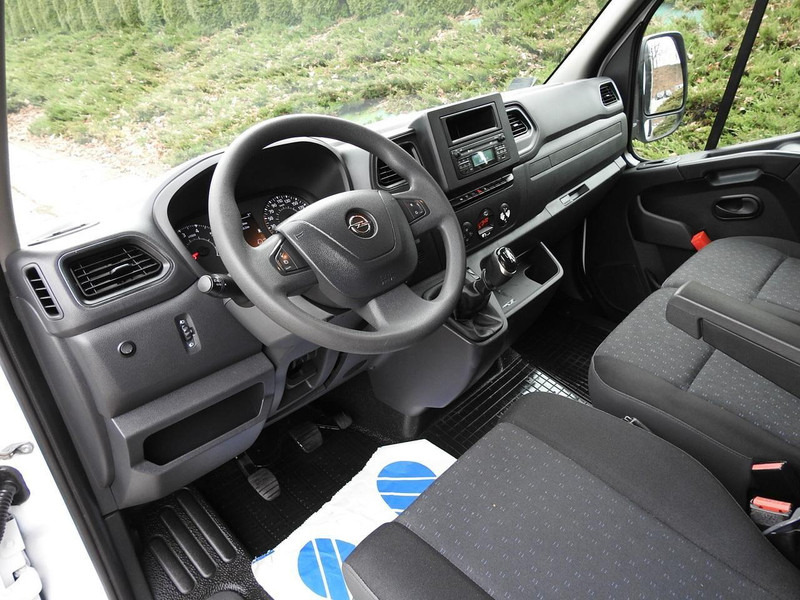 Opel MOVANO PLANDEKA WINDA 10 PALET TEMPOMAT KLIMATYZACJA LEDY PNEUMA - Kamion sa zatvorenim sandukom: slika 2 Opel MOVANO PLANDEKA WINDA 10 PALET TEMPOMAT KLIMATYZACJA LEDY PNEUMA - Kamion sa zatvorenim sandukom: slika 2