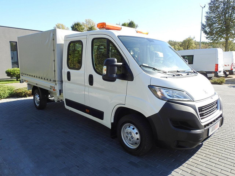 Peugeot BOXER SKRZYNIA PODWÓJNA KABINA DOKA 7 MIEJSC KLIMATYZACJA  140KM - Dostavno vozilo sa ceradom, Dostavno vozilo sa duplom kabinom: slika 4 Peugeot BOXER SKRZYNIA PODWÓJNA KABINA DOKA 7 MIEJSC KLIMATYZACJA  140KM - Dostavno vozilo sa ceradom, Dostavno vozilo sa duplom kabinom: slika 4