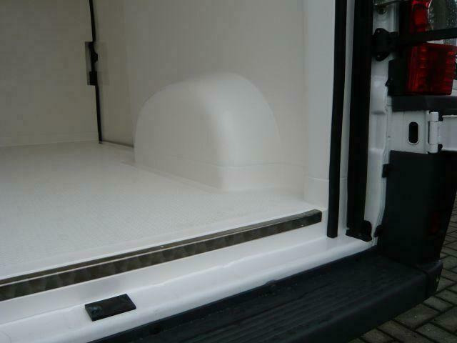 Peugeot Boxer - Refrigerator van - Dostavno vozilo hladnjača: slika 5 Peugeot Boxer - Refrigerator van - Dostavno vozilo hladnjača: slika 5