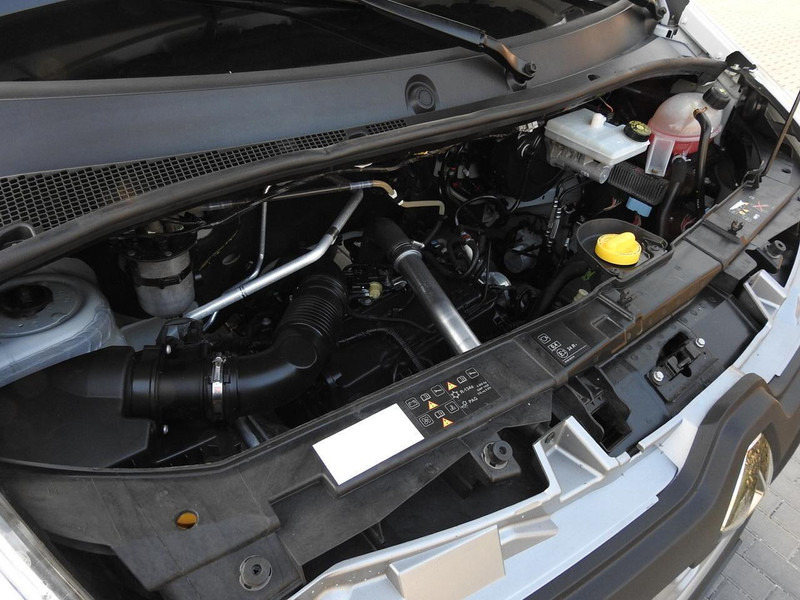 Lizing Renault MASTER FURGON BRYGADÓWKA 7 MIEJSC TEMPOMAT KLIMATYZACJA 130KM Renault MASTER FURGON BRYGADÓWKA 7 MIEJSC TEMPOMAT KLIMATYZACJA 130KM: slika 19 Lizing Renault MASTER FURGON BRYGADÓWKA 7 MIEJSC TEMPOMAT KLIMATYZACJA 130KM Renault MASTER FURGON BRYGADÓWKA 7 MIEJSC TEMPOMAT KLIMATYZACJA 130KM: slika 19