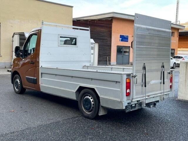 Novu Dostavno vozilo s ravnom platformom Renault Master 150 dci - plató + rámpa: slika 6