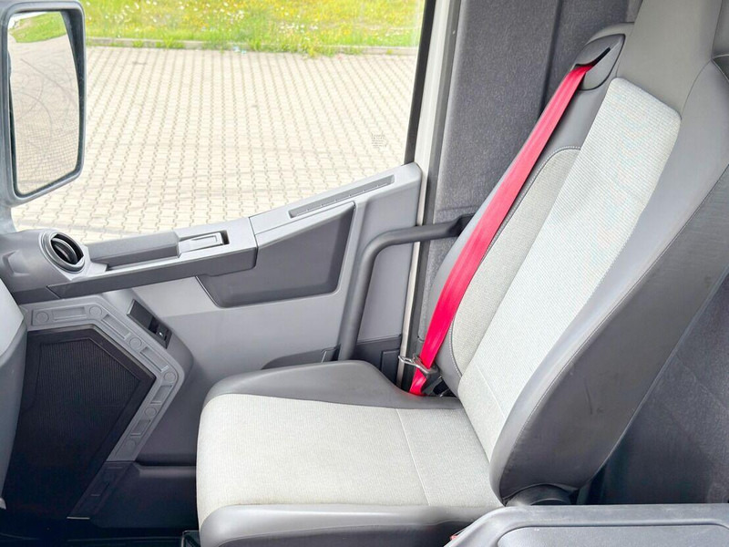 Šlep vozilo Renault T 430* ABSCHLEPPWAGEN 9,35 m * 6x4: slika 9 Šlep vozilo Renault T 430* ABSCHLEPPWAGEN 9,35 m * 6x4: slika 9