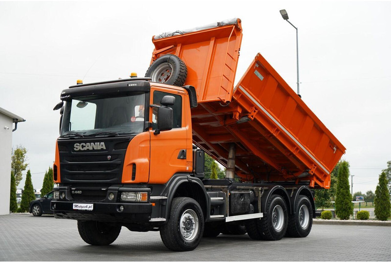 Scania G 440 / 6x6 / WYWROTKA TRZY-STRONNA / 2X HYDROBURTA / BOARDMATIC - Istovarivač: slika 1 Scania G 440 / 6x6 / WYWROTKA TRZY-STRONNA / 2X HYDROBURTA / BOARDMATIC - Istovarivač: slika 1