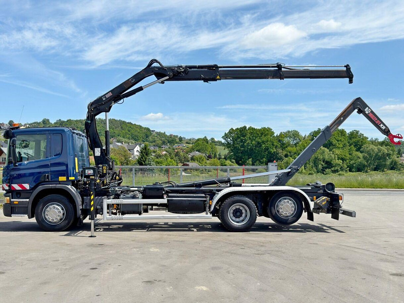 Scania P 360 * ABROLLKIPPER * HIAB 111 BS -2 HIDUO/FUNK - Kamion sa hidrauličnom kukom, Kamion sa dizalicom: slika 5 Scania P 360 * ABROLLKIPPER * HIAB 111 BS -2 HIDUO/FUNK - Kamion sa hidrauličnom kukom, Kamion sa dizalicom: slika 5