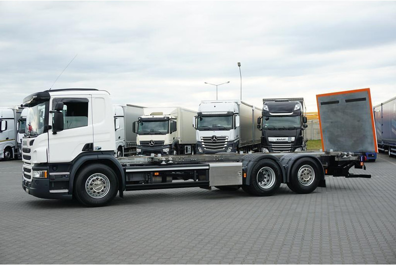 Scania P 410 / ACC / E 6 / BDF + WINDA / 7.15 , 7.45, 7.82 M / OŚ SKRĘT - Kamion sa golom šasijom i zatvorenom kabinom: slika 3 Scania P 410 / ACC / E 6 / BDF + WINDA / 7.15 , 7.45, 7.82 M / OŚ SKRĘT - Kamion sa golom šasijom i zatvorenom kabinom: slika 3