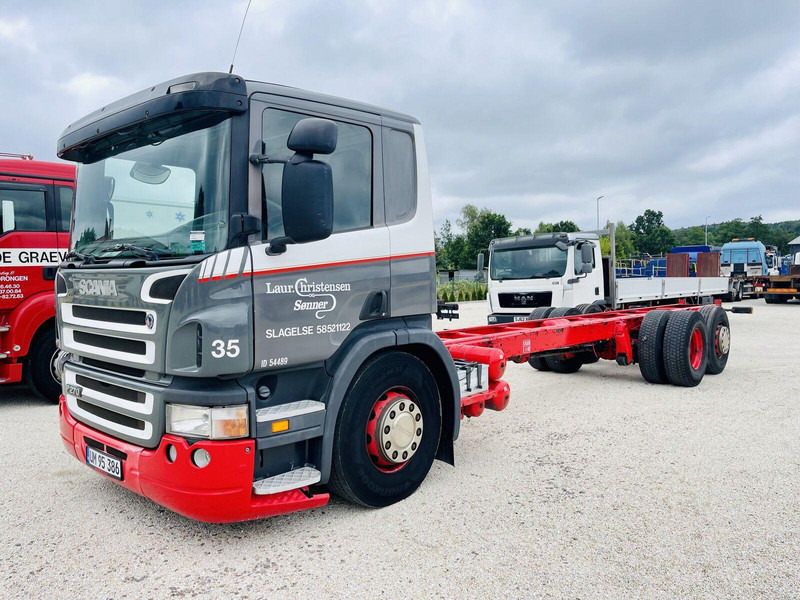 Scania P R 270 - Kamion sa golom šasijom i zatvorenom kabinom: slika 3 Scania P R 270 - Kamion sa golom šasijom i zatvorenom kabinom: slika 3