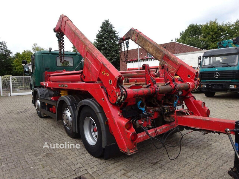 Kamion za utovaranje kontejnera Scania P310 - Skip loader truck: slika 7 Kamion za utovaranje kontejnera Scania P310 - Skip loader truck: slika 7