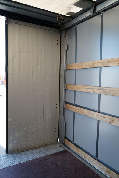 Poluprikolica sa ceradom Schmitz Cargobull FIRANKA STANDARD / OŚ PODNOSZONA/ OSIE SCHMITZ: slika 20 Poluprikolica sa ceradom Schmitz Cargobull FIRANKA STANDARD / OŚ PODNOSZONA/ OSIE SCHMITZ: slika 20