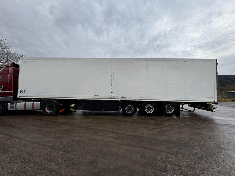 Poluprikolica sa zatvorenim sandukom Schmitz Cargobull SKO 24: slika 6