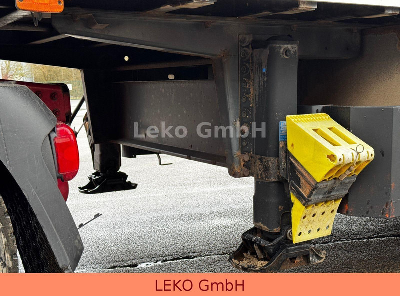 Poluprikolica sa zatvorenim sandukom Schmitz Cargobull SKO 24: slika 20