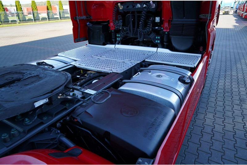 Tegljač DAF XF 480: slika 16