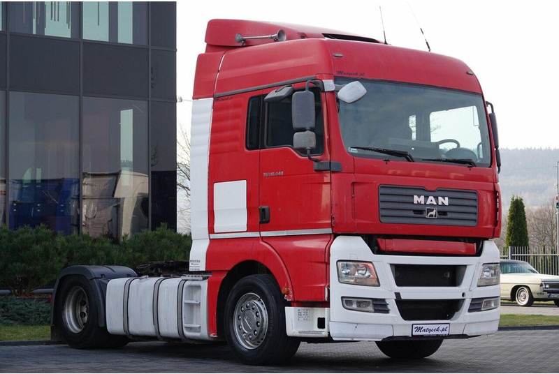 MAN TGA 18.440 - Tegljač: slika 2 MAN TGA 18.440 - Tegljač: slika 2