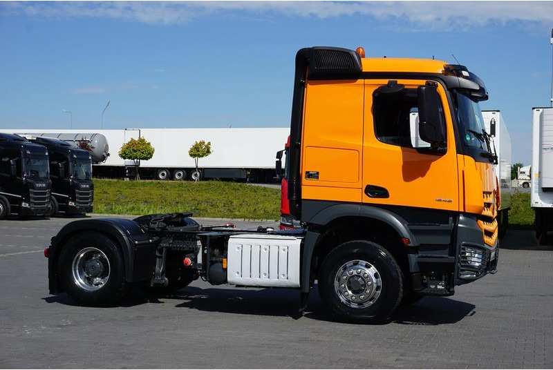 Mercedes-Benz AROCS / 1848 / E 6 / ACC / 4 X 4 / HAD / HYDRAULIKA / RETARDER - Tegljač: slika 4 Mercedes-Benz AROCS / 1848 / E 6 / ACC / 4 X 4 / HAD / HYDRAULIKA / RETARDER - Tegljač: slika 4