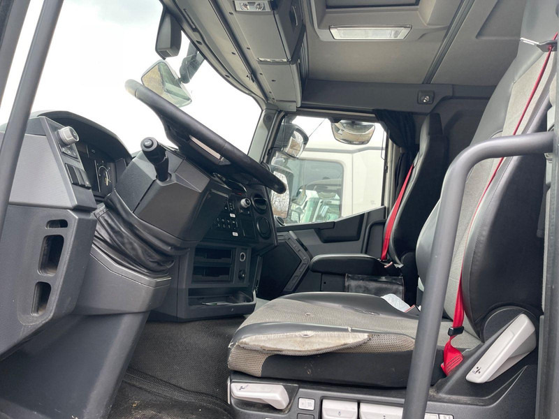 Renault T 460 ALU.BIG ADR//2-UNITE - Tegljač: slika 3 Renault T 460 ALU.BIG ADR//2-UNITE - Tegljač: slika 3