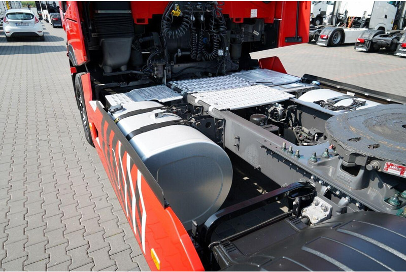 Tegljač Renault T 480 / 13L / RETARDER / I-PARK COOL / OPONY 100 % / HIGH CAB /: slika 13 Tegljač Renault T 480 / 13L / RETARDER / I-PARK COOL / OPONY 100 % / HIGH CAB /: slika 13