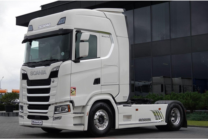 SHACMAN S 450 / RETARDER / HYDRAULIKA / I-PARK COOL / ALUFELGI / SPROWA - Tegljač: slika 4 SHACMAN S 450 / RETARDER / HYDRAULIKA / I-PARK COOL / ALUFELGI / SPROWA - Tegljač: slika 4