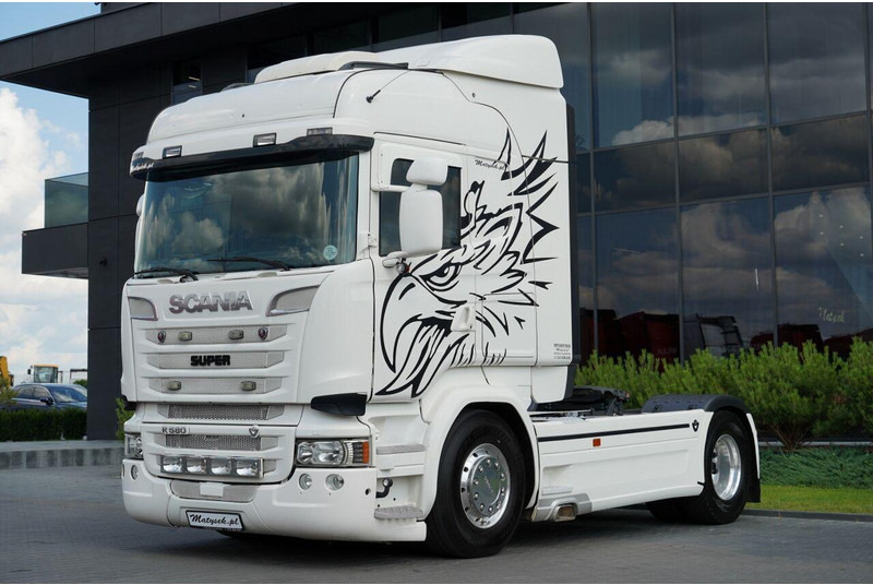 Scania R 580 / V8 / RETARDER / FULL AIRMATIC / I-PARK COOL/ SKÓRY / OPO - Tegljač: slika 4 Scania R 580 / V8 / RETARDER / FULL AIRMATIC / I-PARK COOL/ SKÓRY / OPO - Tegljač: slika 4
