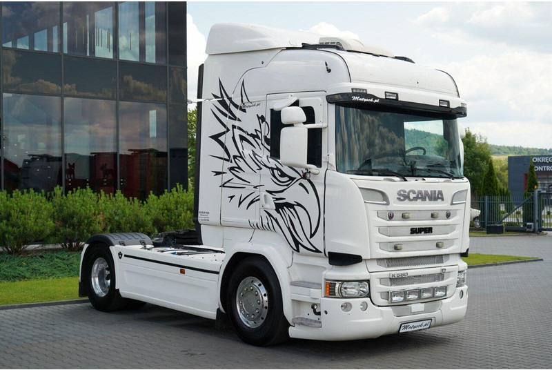 Scania R 580 / V8 / RETARDER / FULL AIRMATIC / I-PARK COOL/ SKÓRY / OPO - Tegljač: slika 2 Scania R 580 / V8 / RETARDER / FULL AIRMATIC / I-PARK COOL/ SKÓRY / OPO - Tegljač: slika 2