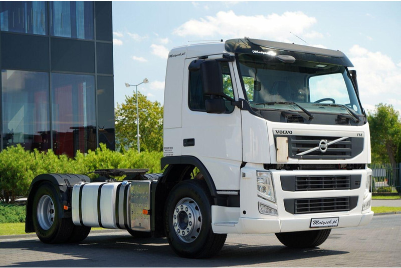 Volvo FM 380 / PEŁNY ADR / NISKA KABINA / DZIENNA KABINA / SPROWADZONY - Tegljač: slika 1 Volvo FM 380 / PEŁNY ADR / NISKA KABINA / DZIENNA KABINA / SPROWADZONY - Tegljač: slika 1