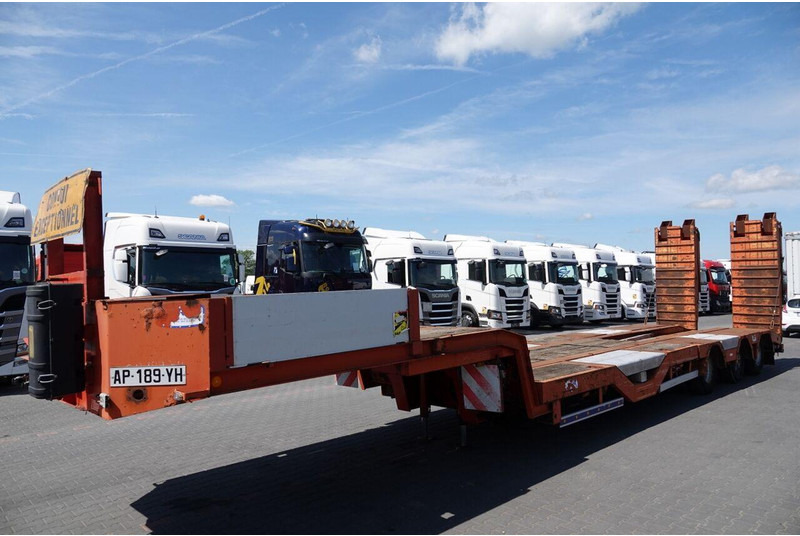 Trax NACZEPA LAWETA / NISKOPODWOZIE / NAJAZDY HYDRAULICZNE / OŚ SKRĘ - Niska poluprikolica za prevoz: slika 4 Trax NACZEPA LAWETA / NISKOPODWOZIE / NAJAZDY HYDRAULICZNE / OŚ SKRĘ - Niska poluprikolica za prevoz: slika 4