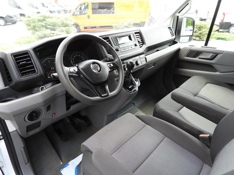 Volkswagen CRAFTER - Kamion sa zatvorenim sandukom: slika 2 Volkswagen CRAFTER - Kamion sa zatvorenim sandukom: slika 2