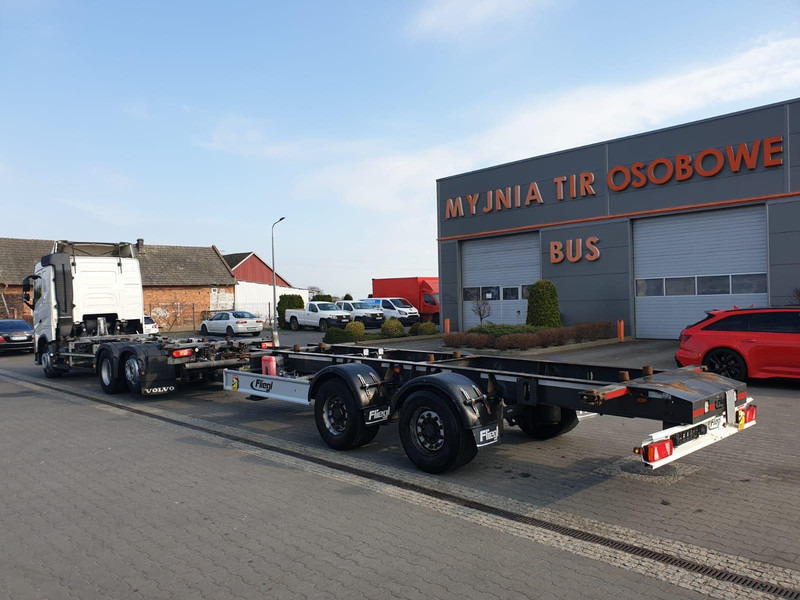 Volvo FH 460 EURO 6 BDF SWAP CHASSIS + TRAILER FLIEGL TWP180 - Kamion sa golom šasijom i zatvorenom kabinom: slika 5 Volvo FH 460 EURO 6 BDF SWAP CHASSIS + TRAILER FLIEGL TWP180 - Kamion sa golom šasijom i zatvorenom kabinom: slika 5