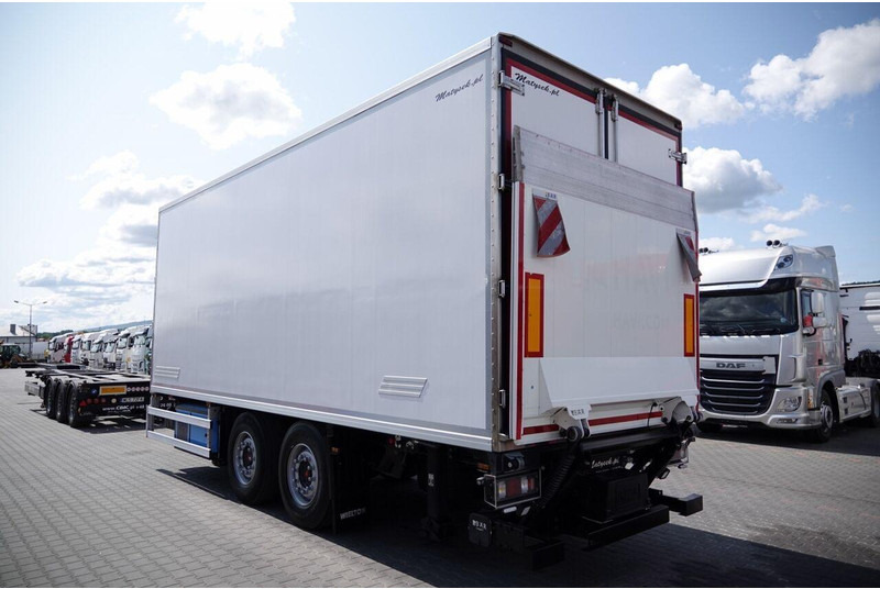 Wielton PRZYCZEPA CHŁODNIA / IGLOOCAR / THERMO KING - FRIGOBLOCK / WINDA - Prikolica hladnjače: slika 3 Wielton PRZYCZEPA CHŁODNIA / IGLOOCAR / THERMO KING - FRIGOBLOCK / WINDA - Prikolica hladnjače: slika 3