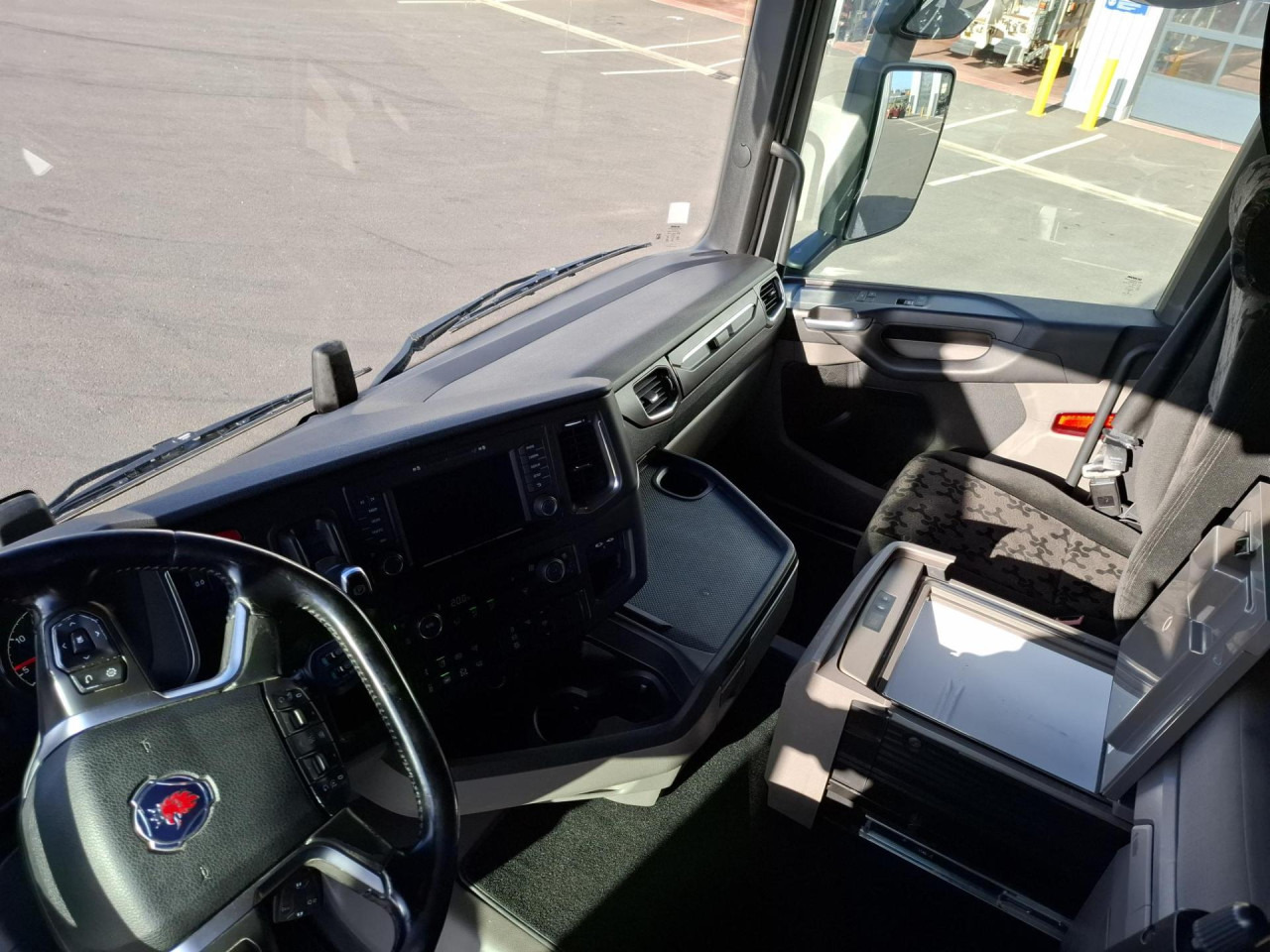 SCANIA SCANIA R500 CR20H - Tegljač: slika 3 SCANIA SCANIA R500 CR20H - Tegljač: slika 3