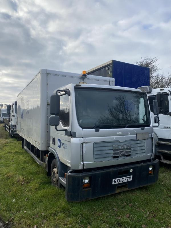MAN 12 Ton Boxvan - Kamion sa zatvorenim sandukom: slika 5 MAN 12 Ton Boxvan - Kamion sa zatvorenim sandukom: slika 5