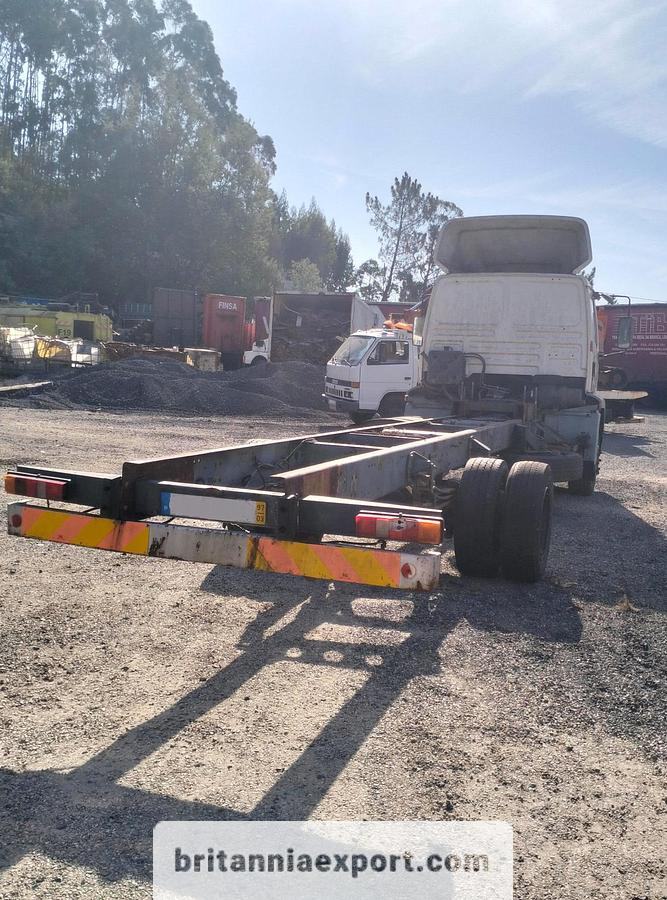 DAF 55 180 TI | 15 Ton | Euro 2 | ZF Manual | On springs | - Kamion sa golom šasijom i zatvorenom kabinom: slika 4 DAF 55 180 TI | 15 Ton | Euro 2 | ZF Manual | On springs | - Kamion sa golom šasijom i zatvorenom kabinom: slika 4