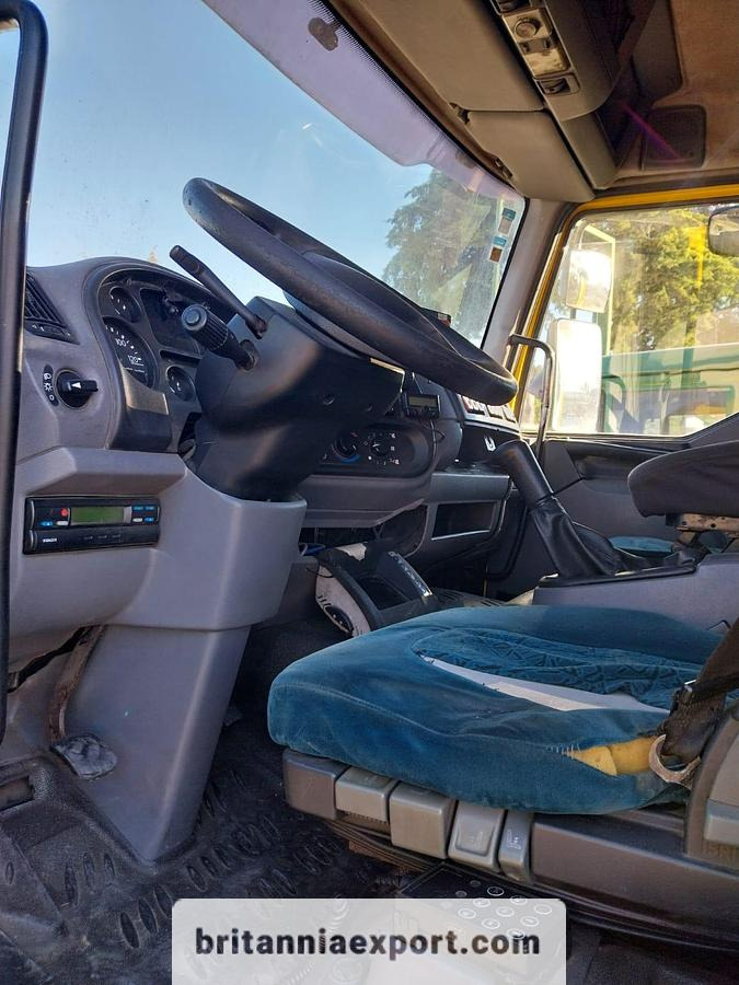 DAF LF 55 180 | Euro 3 | 15 Ton | On springs | - Kamion za smeće: slika 2 DAF LF 55 180 | Euro 3 | 15 Ton | On springs | - Kamion za smeće: slika 2