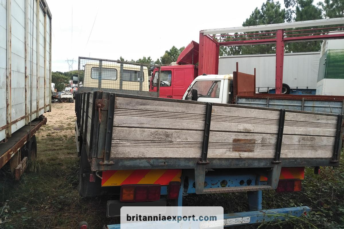 MERCEDES-BENZ 1314 | OM366 6 Cylinder | 4x2 6 Tyres | 13 Ton| - Kamion sa tovarnim sandukom: slika 5 MERCEDES-BENZ 1314 | OM366 6 Cylinder | 4x2 6 Tyres | 13 Ton| - Kamion sa tovarnim sandukom: slika 5