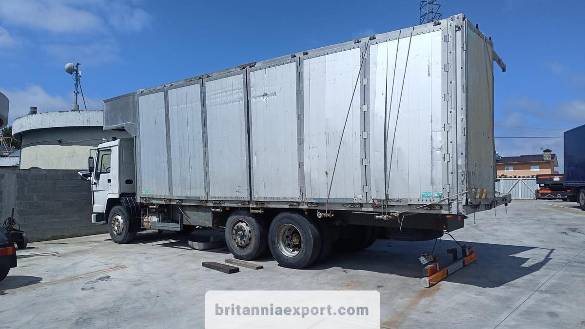 VOLVO FL7 260 Intercooler 6X2 Tipper – 26 Ton | 8 Tyres | Export Ready - Istovarivač: slika 2 VOLVO FL7 260 Intercooler 6X2 Tipper – 26 Ton | 8 Tyres | Export Ready - Istovarivač: slika 2
