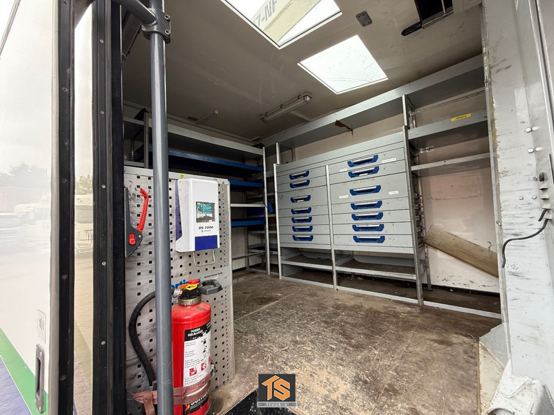 MAN TGL 12.210 EURO 5 - MANUAL - VERSALIFT VST-237-NF HEIGHT 14 M - BELGIUM TRUCK - TOP! - Kamion, Kamion sa dizalicom: slika 3 MAN TGL 12.210 EURO 5 - MANUAL - VERSALIFT VST-237-NF HEIGHT 14 M - BELGIUM TRUCK - TOP! - Kamion, Kamion sa dizalicom: slika 3